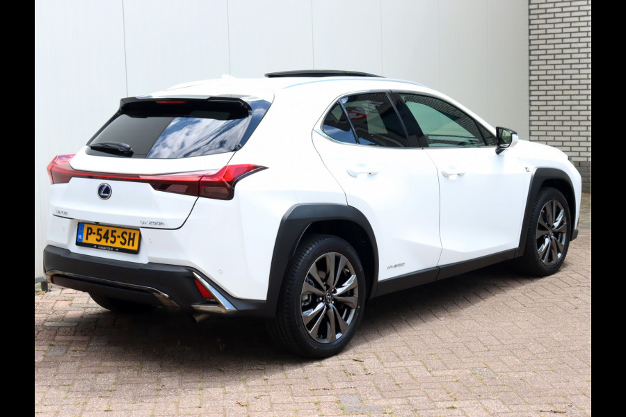 Lexus UX 250h AWD F Sport Premium | Mark Levinson | Stoelventilatie | Schuifdak