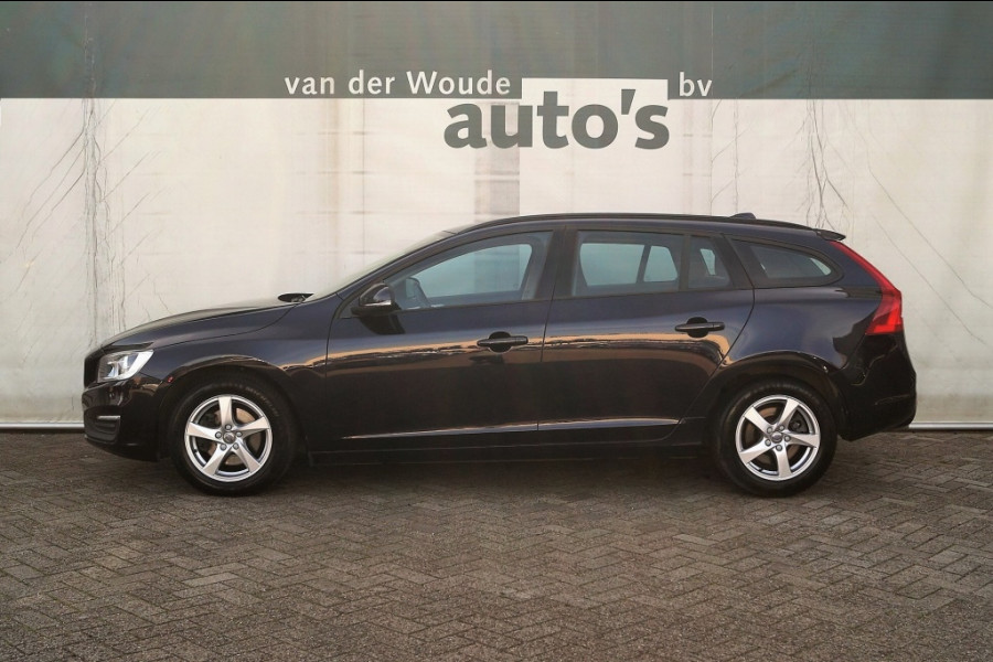 Volvo V60 2.0 D2 120pk Kinetic -NAVI-ECC-PDC-