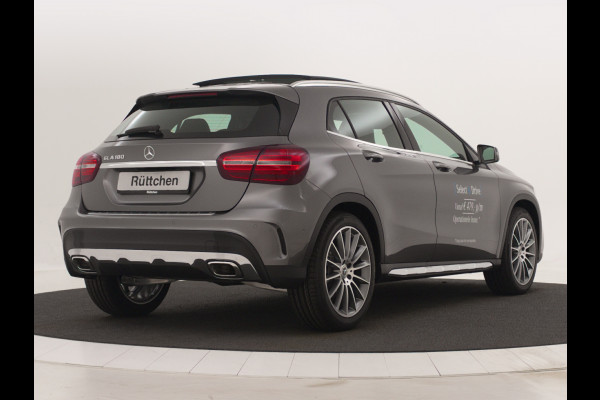 Mercedes-Benz GLA-Klasse 180 Sport Edition | Panoramadak, Comand navigatie, parkeerpakket, Spiegelpakket | Nu tijdelijk te financiëren tegen 3,90% rente (actie loopt t/m 15-5-2020)