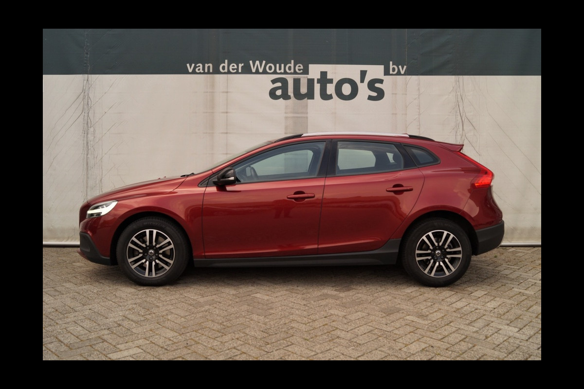 Volvo V40 Cross Country 2.0 D3 150pk Nordic+ -NAVI-ECC-PDC-