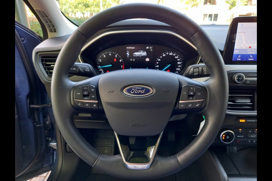 Ford Focus 1.0 EcoBoost 125-pk Business-Edition. 1200 kg geremd aanhangwagen gewicht