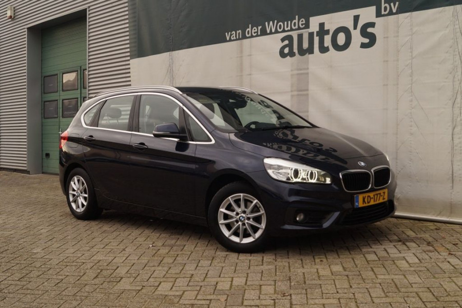 BMW 2 Serie 216d Active High Executive -LEER-LED-NAVI-ECC-