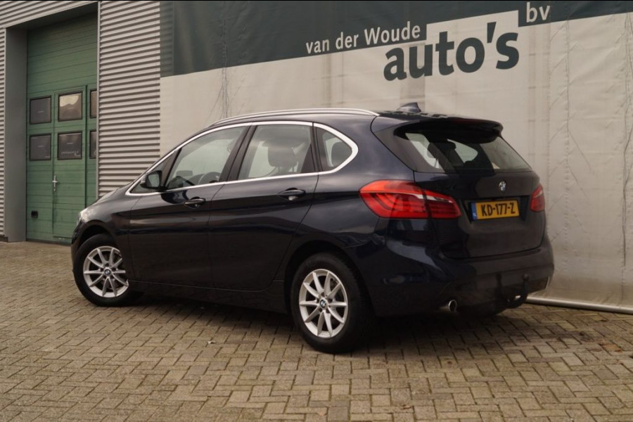 BMW 2 Serie 216d Active High Executive -LEER-LED-NAVI-ECC-