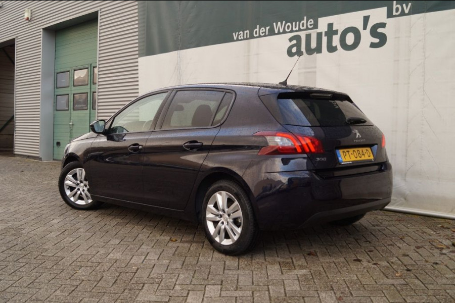 Peugeot 308 1.2 PureTech 110pk Executive 5-drs -PANO-NAVI-ECC-PDC-