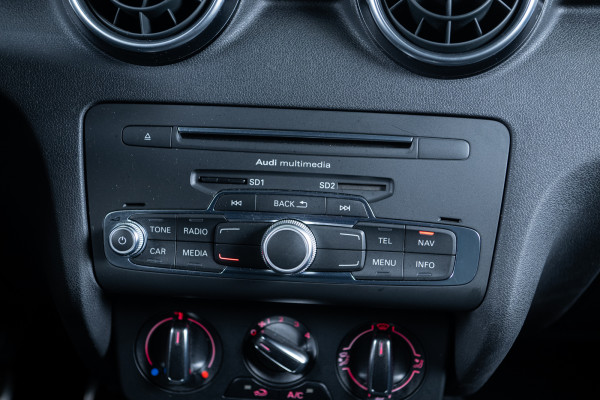 Audi A1 Sportback 1.0 TFSI S-Line Edition 96 pk | Navigatie | Airco | Parkeersensoren achter | Bi-xenon